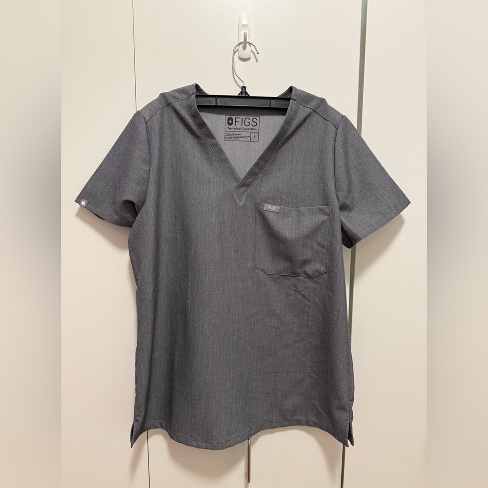 Figs Technical Collection Charcoal Scrub Top